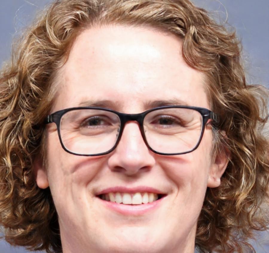 Porträt von Zsóka Bende, leitende Haarexpertin bei wofiradoroosa
